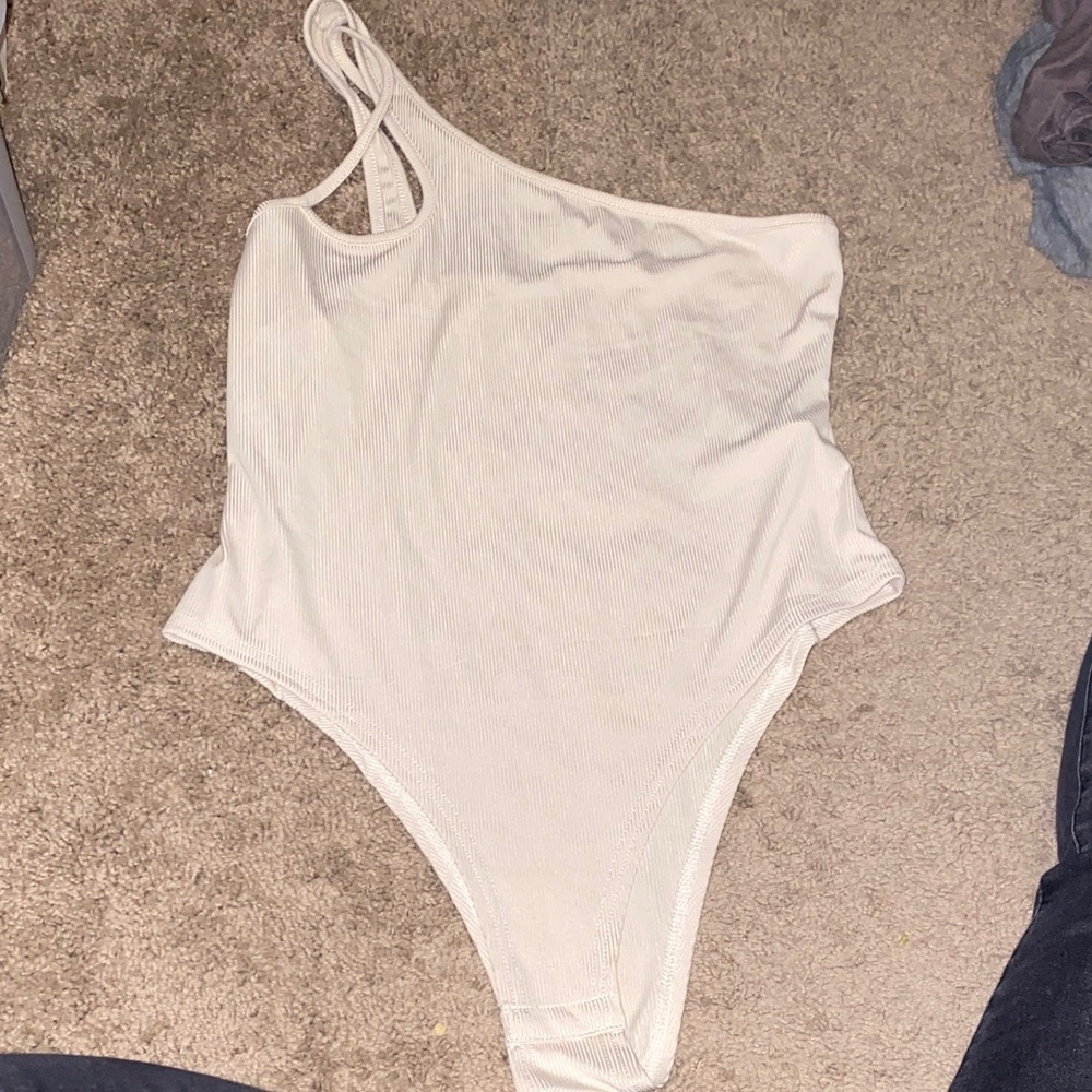 Amazon Women's Cream One Shoulder Bodysuit
